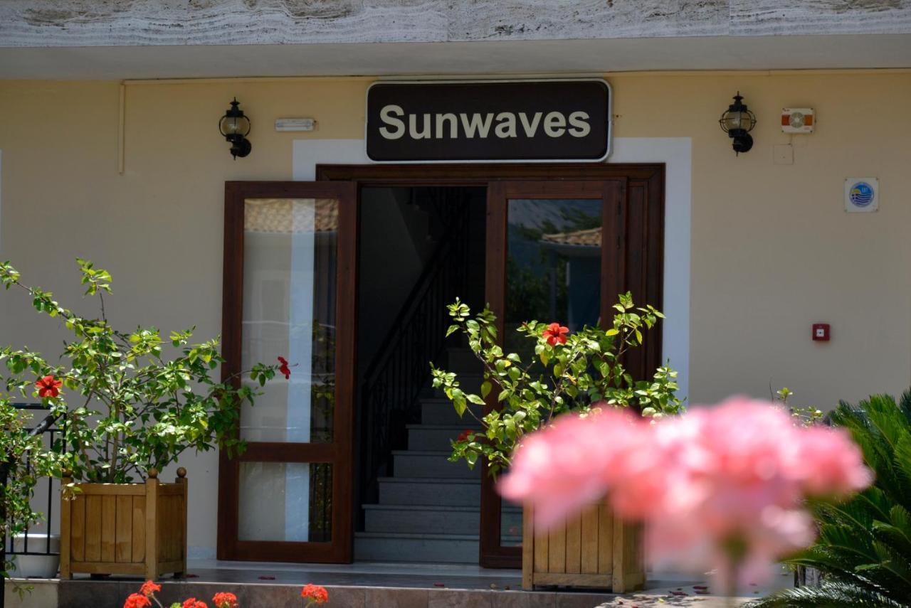Sunwaves Beach Hotel Vasilikí Exterior foto
